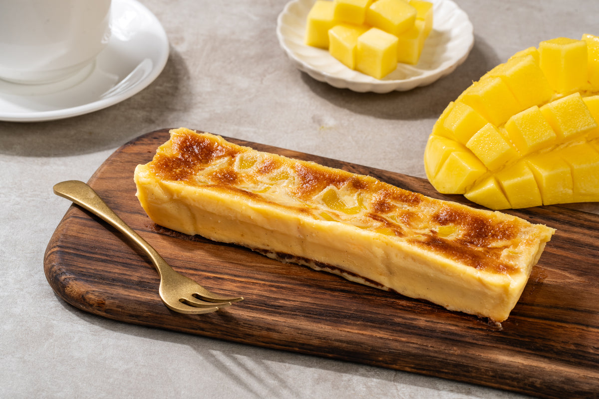 ROSEANNE Mango chocolate cake