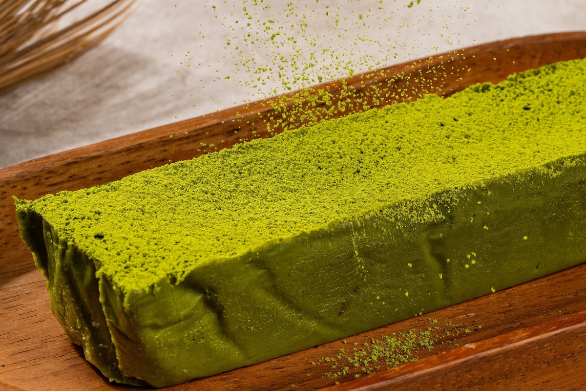 ROSEANNE Matcha chocolate cake